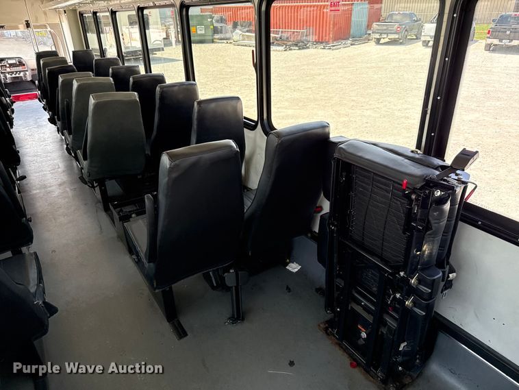 image for item ED5813 2019 Freightliner S2C shuttle bus