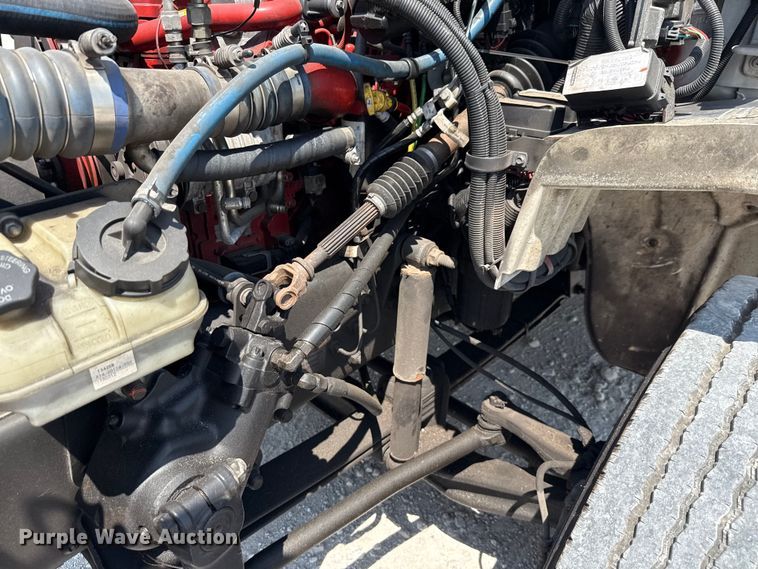 image for item ED5813 2019 Freightliner S2C shuttle bus