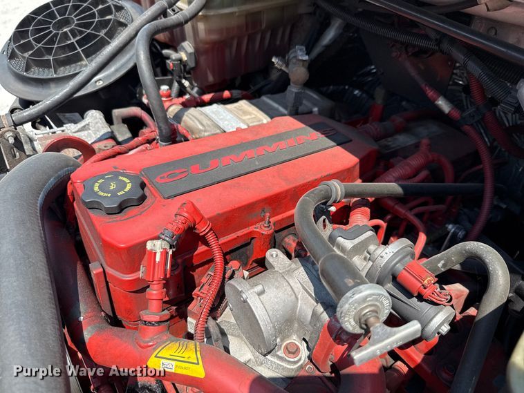 image for item ED5813 2019 Freightliner S2C shuttle bus