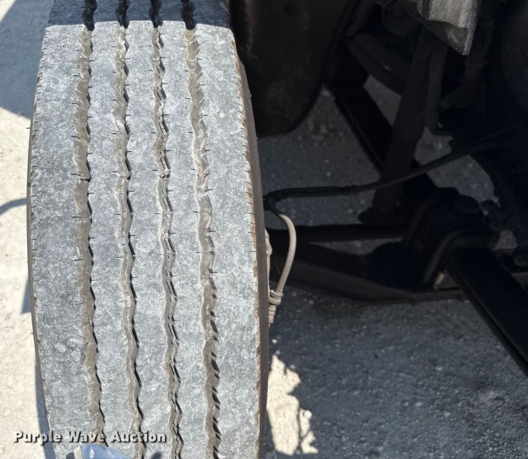 image for item ED5813 2019 Freightliner S2C shuttle bus