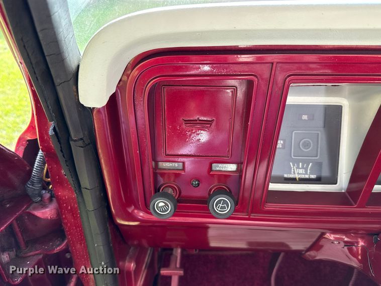 image for item ED5816 1978 Ford F100 pickup truck