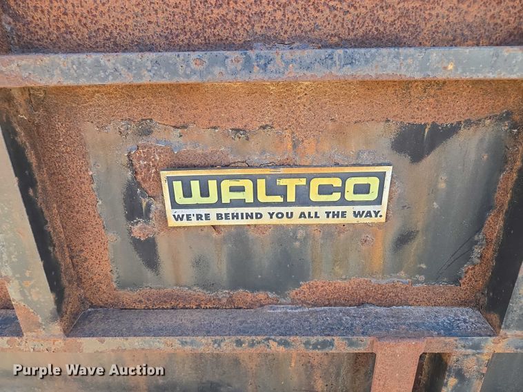 image for item EF1845 2006 Ford E350 box truck