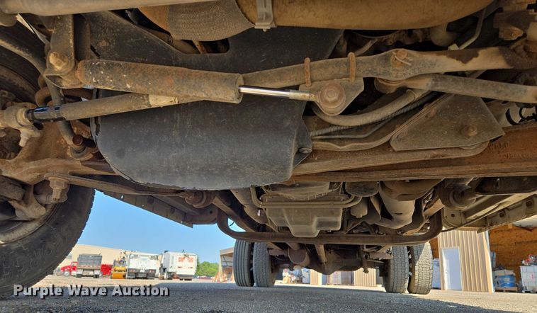 image for item EF1845 2006 Ford E350 box truck