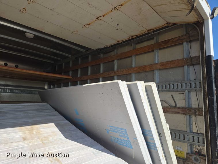 image for item EF1845 2006 Ford E350 box truck