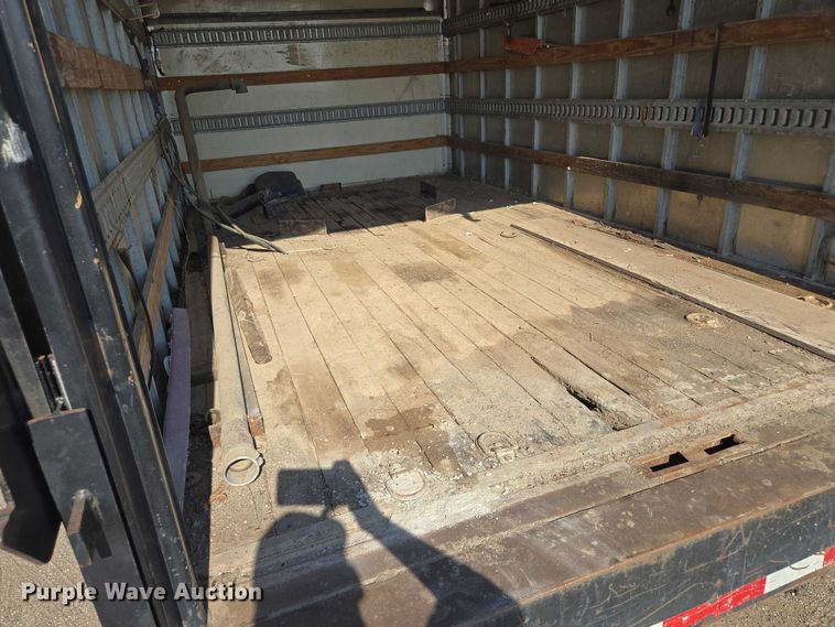 image for item EF1845 2006 Ford E350 box truck