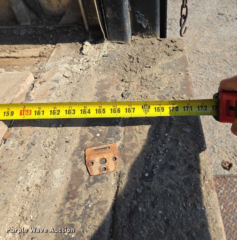 image for item EF1845 2006 Ford E350 box truck