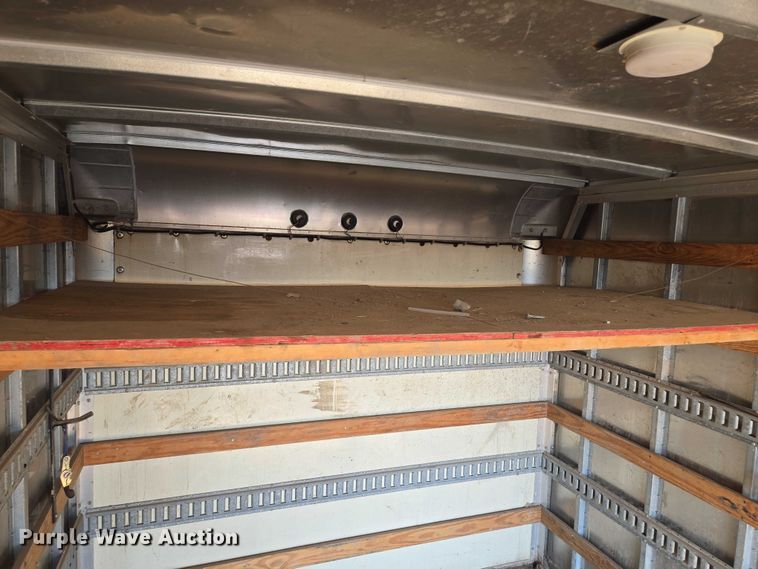 image for item EF1845 2006 Ford E350 box truck