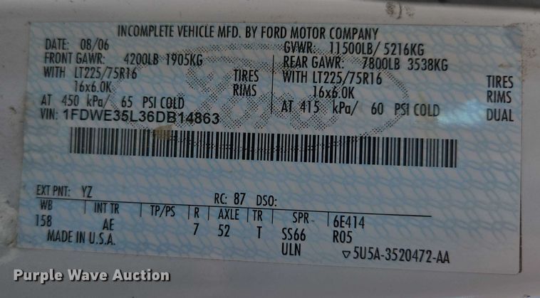 image for item EF1845 2006 Ford E350 box truck