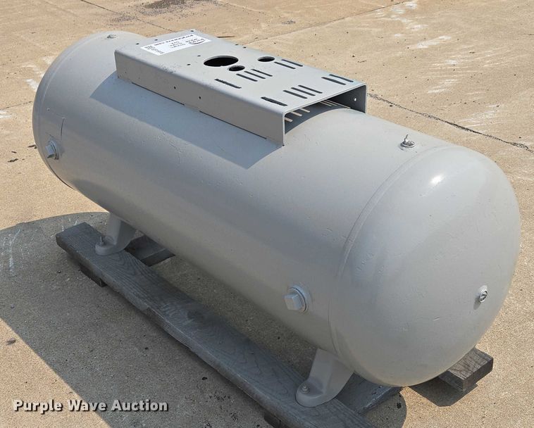 image for item EF1918 Curtis propane tank