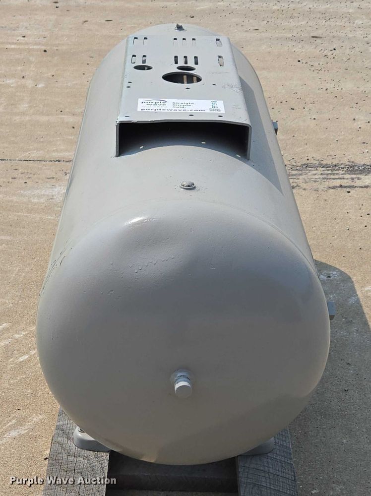 image for item EF1918 Curtis propane tank