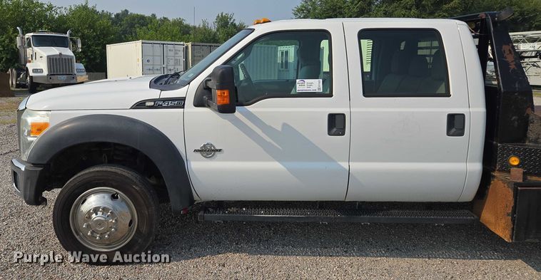 image for item EF1922 2014 Ford F450 Crew Cab flatbed truck