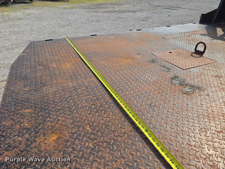 image for item EF1922 2014 Ford F450 Crew Cab flatbed truck