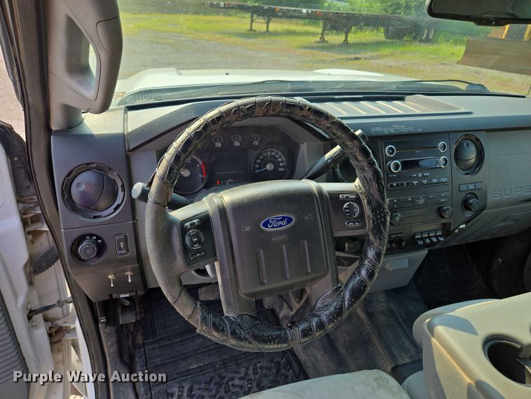 image for item EF1922 2014 Ford F450 Crew Cab flatbed truck