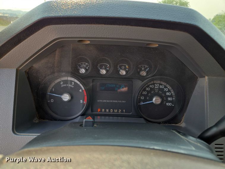 image for item EF1922 2014 Ford F450 Crew Cab flatbed truck