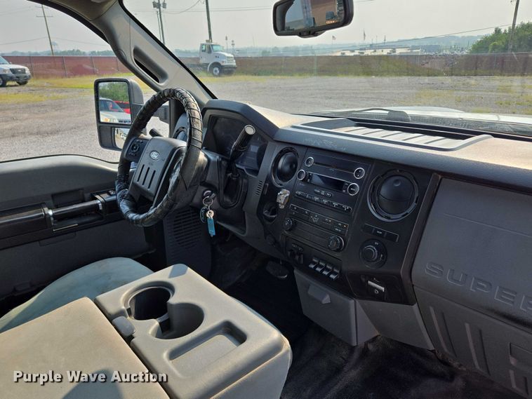 image for item EF1922 2014 Ford F450 Crew Cab flatbed truck