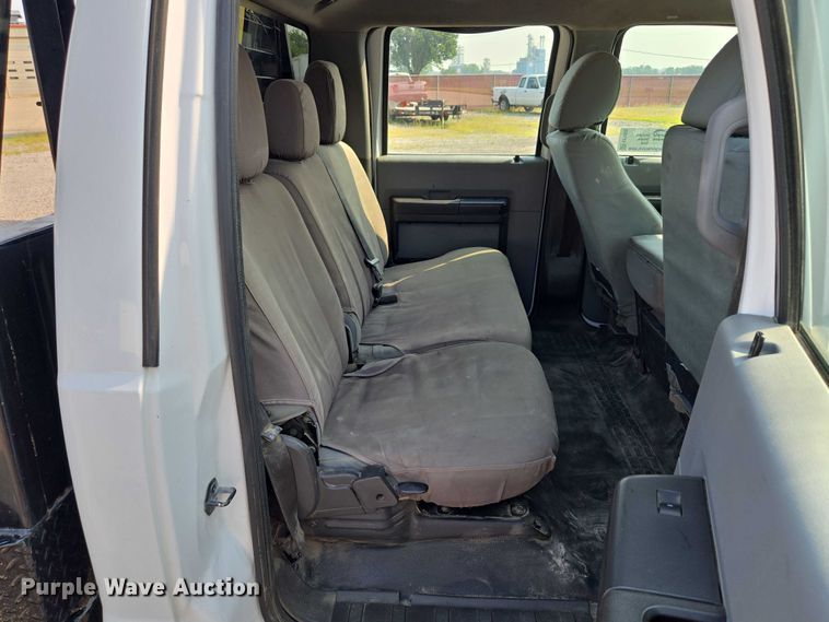 image for item EF1922 2014 Ford F450 Crew Cab flatbed truck