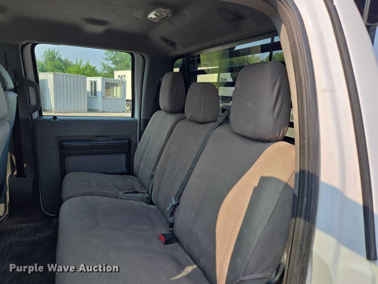 image for item EF1922 2014 Ford F450 Crew Cab flatbed truck