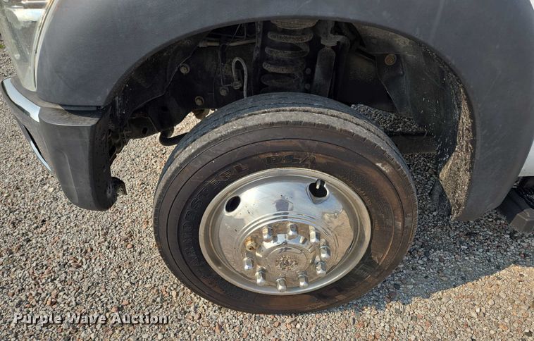 image for item EF1922 2014 Ford F450 Crew Cab flatbed truck