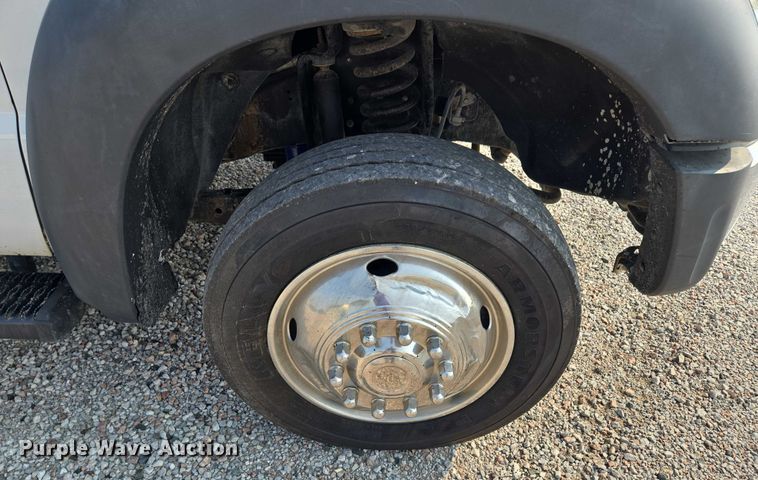 image for item EF1922 2014 Ford F450 Crew Cab flatbed truck