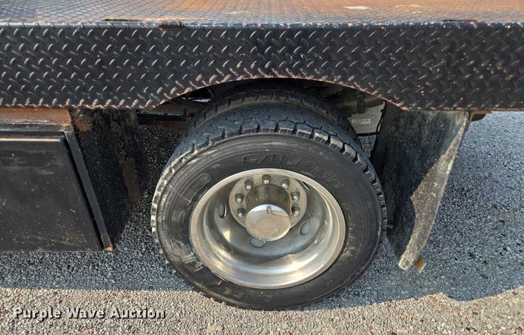 image for item EF1922 2014 Ford F450 Crew Cab flatbed truck