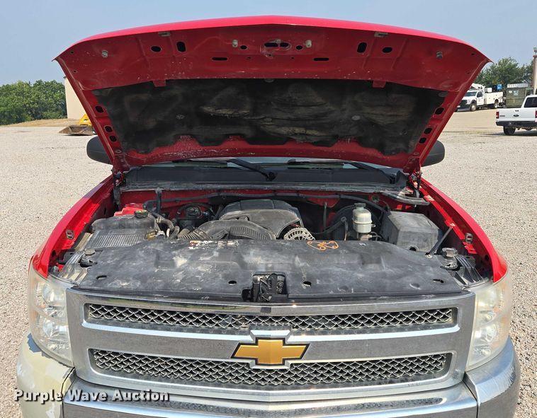 image for item EF1923 2013 Chevrolet Silverado 1500 Ext. Cab pickup truck