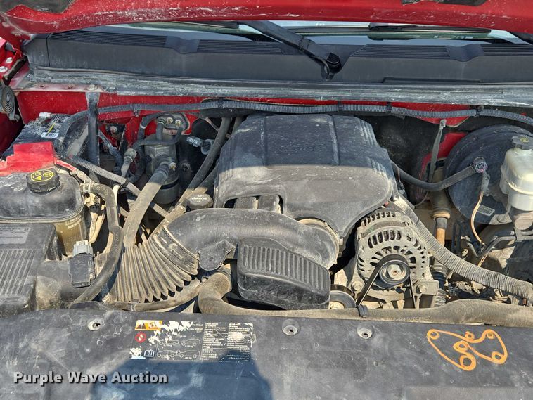 image for item EF1923 2013 Chevrolet Silverado 1500 Ext. Cab pickup truck