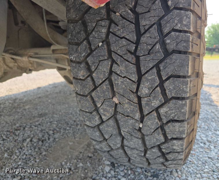 image for item EF1923 2013 Chevrolet Silverado 1500 Ext. Cab pickup truck