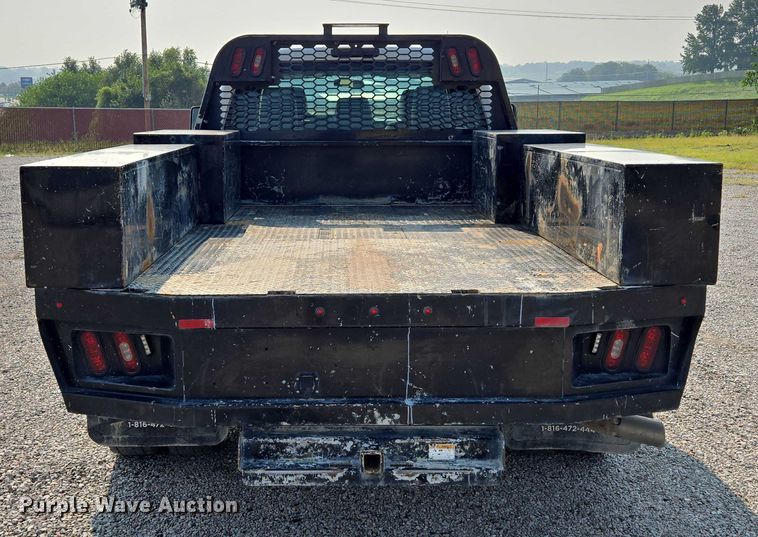 image for item EF1925 2016 Ford F450 Crew Cab flatbed truck
