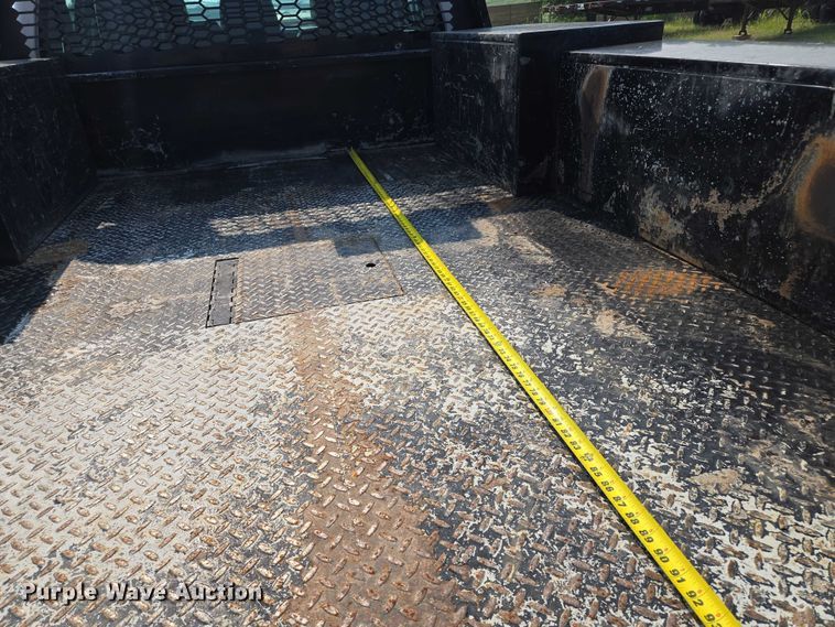 image for item EF1925 2016 Ford F450 Crew Cab flatbed truck