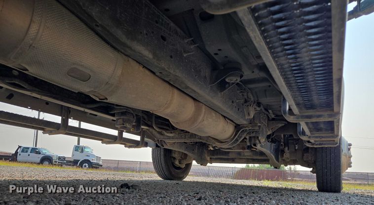 image for item EF1925 2016 Ford F450 Crew Cab flatbed truck