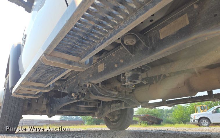 image for item EF1925 2016 Ford F450 Crew Cab flatbed truck