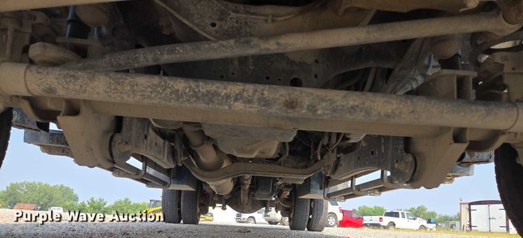 image for item EF1925 2016 Ford F450 Crew Cab flatbed truck