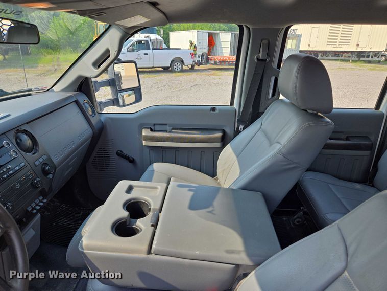 image for item EF1925 2016 Ford F450 Crew Cab flatbed truck