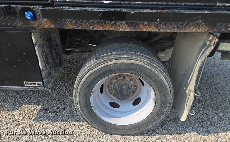 image for item EF1925 2016 Ford F450 Crew Cab flatbed truck