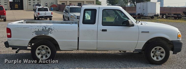 image for item EF1927 2011 Ford  Ranger SuperCab pickup truck