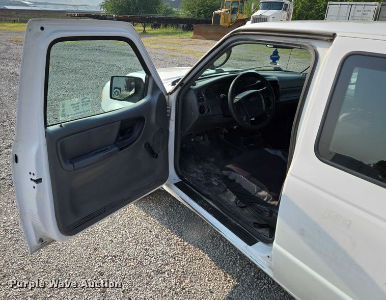 image for item EF1927 2011 Ford  Ranger SuperCab pickup truck