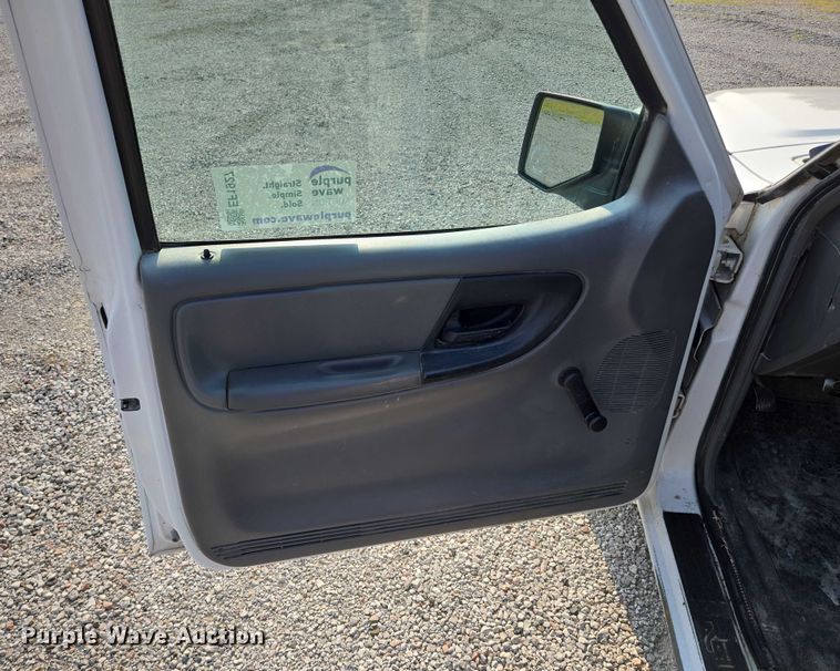 image for item EF1927 2011 Ford  Ranger SuperCab pickup truck