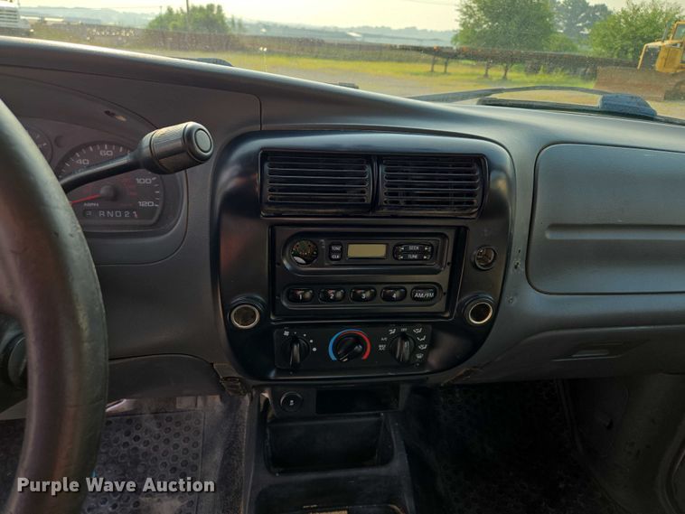 image for item EF1927 2011 Ford  Ranger SuperCab pickup truck