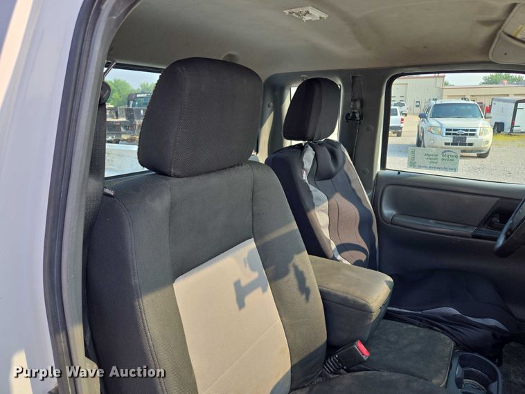 image for item EF1927 2011 Ford  Ranger SuperCab pickup truck