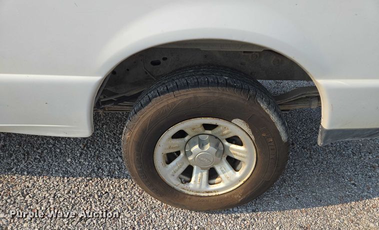 image for item EF1927 2011 Ford  Ranger SuperCab pickup truck