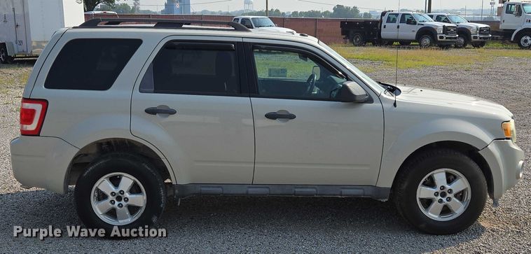 image for item EF1931 2009 Ford Escape SUV