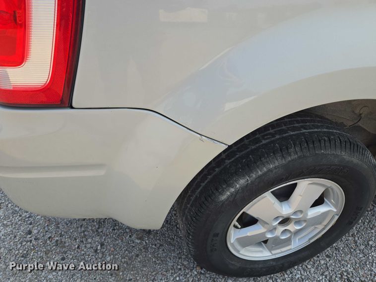 image for item EF1931 2009 Ford Escape SUV