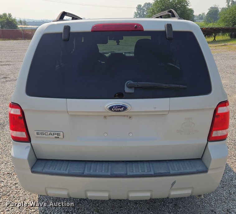 image for item EF1931 2009 Ford Escape SUV