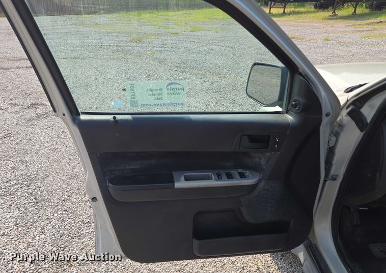 image for item EF1931 2009 Ford Escape SUV