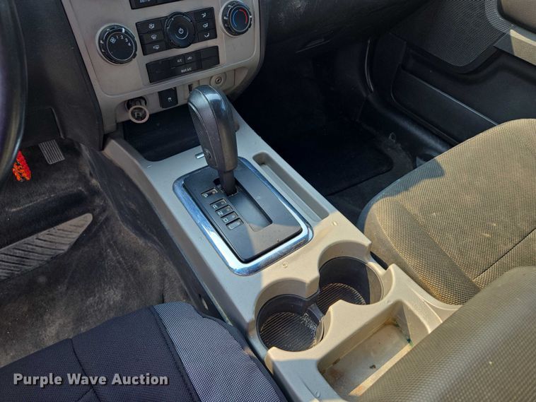 image for item EF1931 2009 Ford Escape SUV