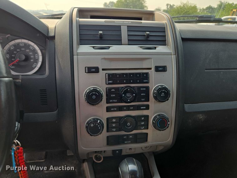 image for item EF1931 2009 Ford Escape SUV