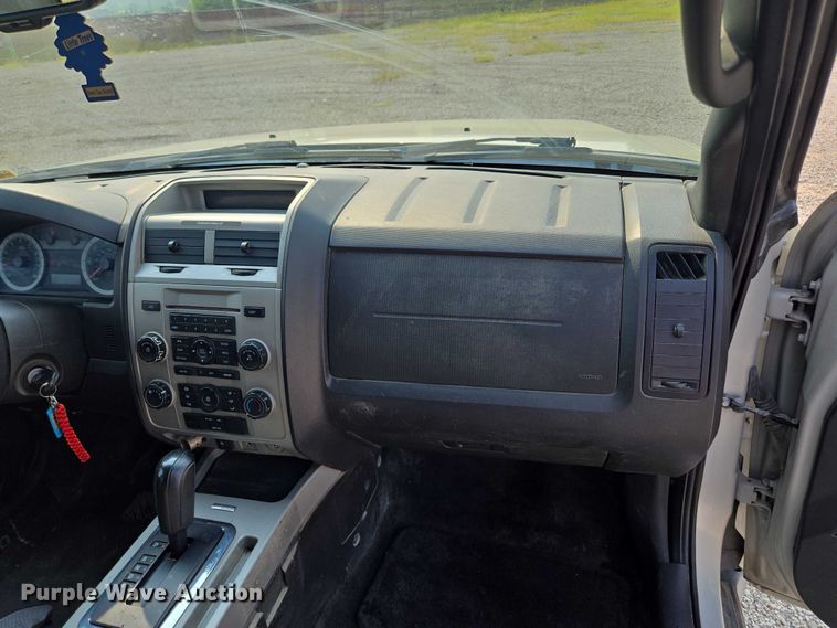 image for item EF1931 2009 Ford Escape SUV