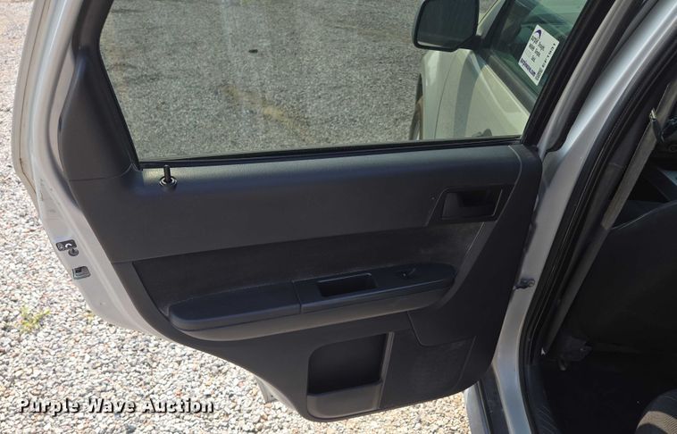 image for item EF1931 2009 Ford Escape SUV