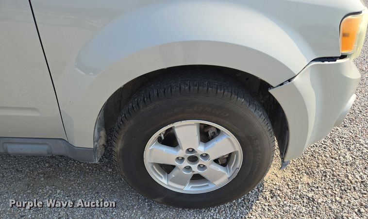 image for item EF1931 2009 Ford Escape SUV