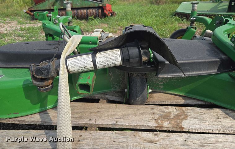 image for item EF1969 John Deere 7 Iron Pro 72 mower deck